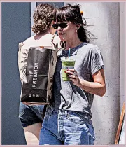 Imagem recente de dakotajohnson