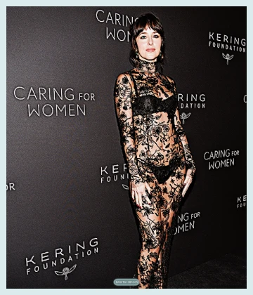 Imagem recente de dakotajohnson