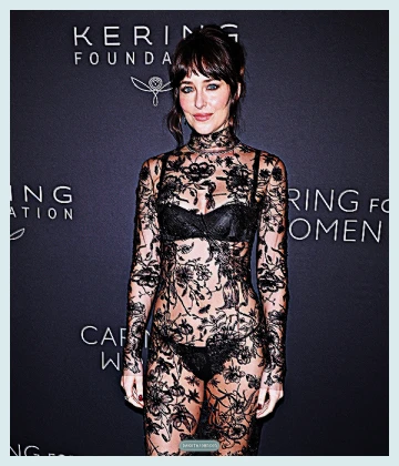 Imagem recente de dakotajohnson