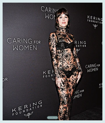 Imagem recente de dakotajohnson