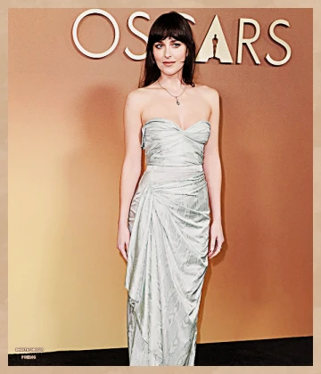 Imagem recente de dakotajohnson