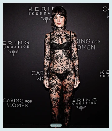 Imagem recente de dakotajohnson