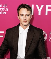 Imagem recente de drewstarkey