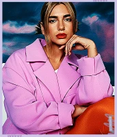 Imagem recente de dualipa