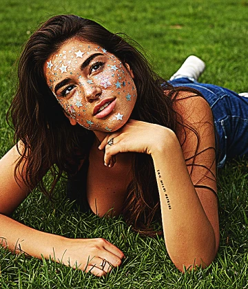 Imagem recente de dualipa