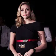 Imagem recente de elizabetholsen