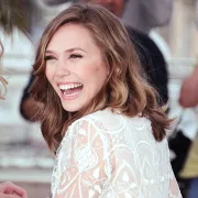 Imagem recente de elizabetholsen