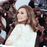 Imagem recente de elizabetholsen