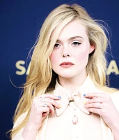 Imagem recente de ellefanning