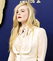 Imagem recente de ellefanning