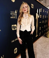 Imagem recente de ellefanning