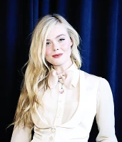 Imagem recente de ellefanning