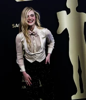 Imagem recente de ellefanning