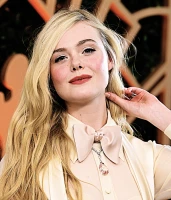 Imagem recente de ellefanning