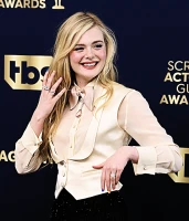 Imagem recente de ellefanning