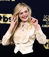 Imagem recente de ellefanning