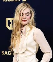 Imagem recente de ellefanning