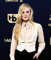 Imagem recente de ellefanning