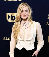 Imagem recente de ellefanning