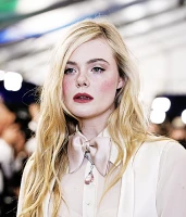 Imagem recente de ellefanning