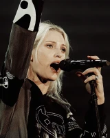 Imagem recente de emilyarmstrong