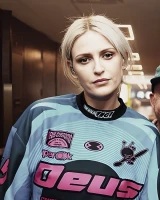 Imagem recente de emilyarmstrong