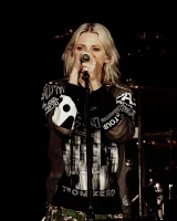 Imagem recente de emilyarmstrong