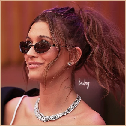 Imagem recente de hailey