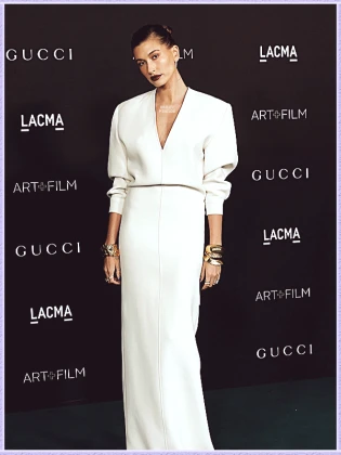 Imagem recente de hailey