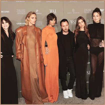 Imagem recente de hailey