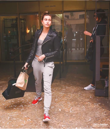 Imagem recente de haileybieber