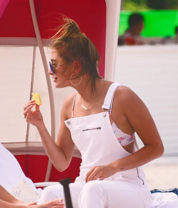 Imagem recente de haileybieber