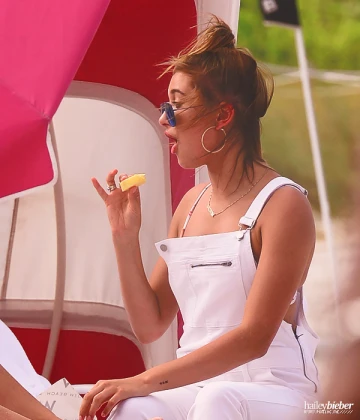 Imagem recente de haileybieber