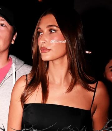 Imagem recente de haileybieber