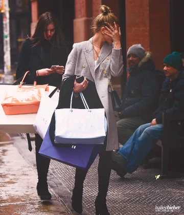 Imagem recente de haileybieber