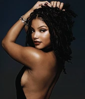 Imagem recente de hallebailey