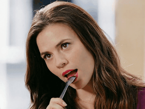 Imagem recente de hayleyatwell