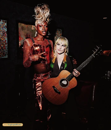 Imagem recente de hayleywilliams