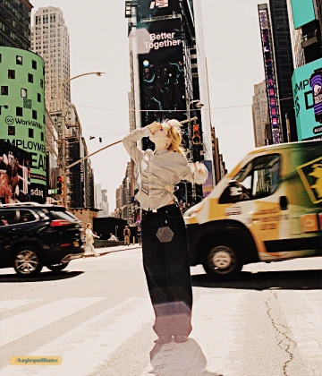 Imagem recente de hayleywilliams