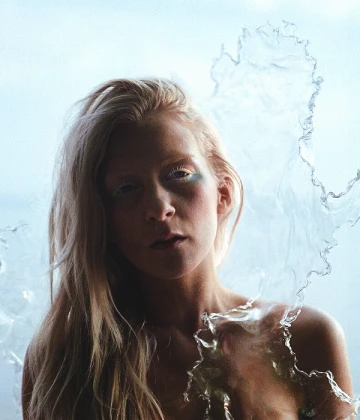 Imagem recente de iamamiwhoami