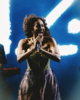 Imagem recente de iza