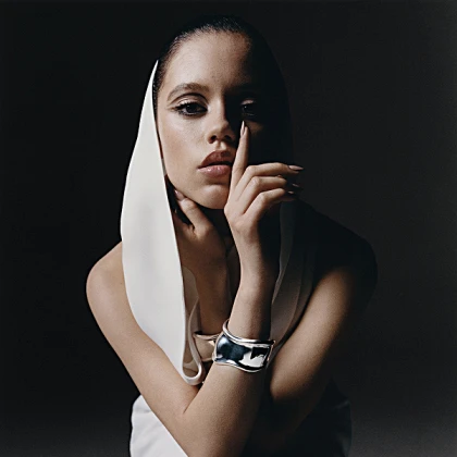 Imagem recente de jennaortega