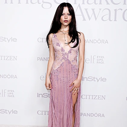 Imagem recente de jennaortega