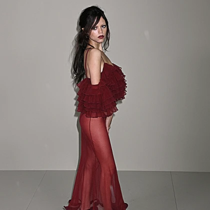 Imagem recente de jennaortega