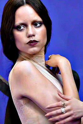 Imagem recente de jennaortega