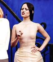 Imagem recente de jennaortega