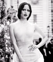 Imagem recente de jennaortega