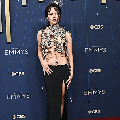 Imagem recente de jennaortega