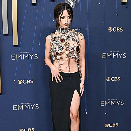 Imagem recente de jennaortega