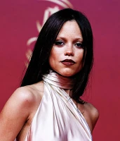 Imagem recente de jennaortega